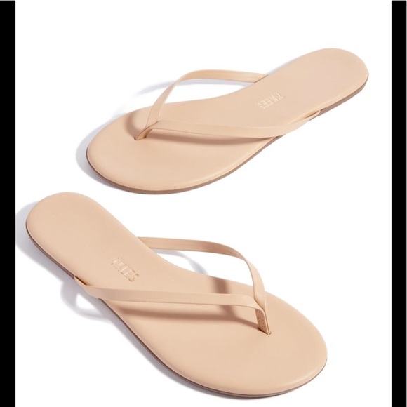 crocs thongs anaconda